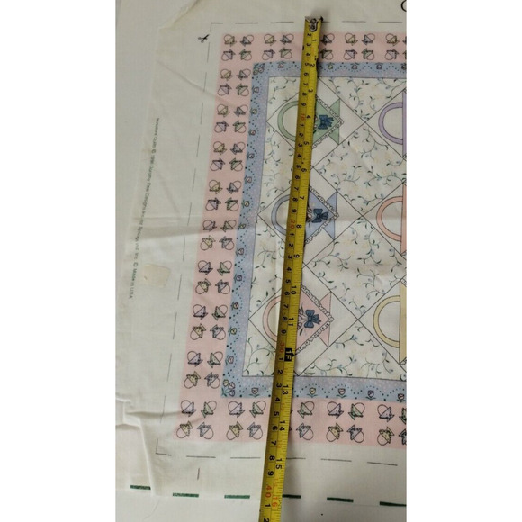 Dorothy Dear Mini Cheater Quilt and Pillows - Flower Basket 1996 - Picture 6 of 8